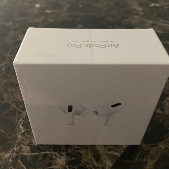 Apple airpods pro BRAND NEW In Box - Picture 5 of 9